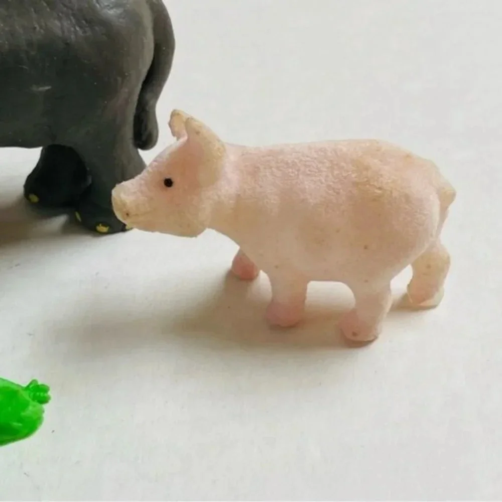 Assorted Animals Elephant Bambie Deer Pink Pig Green Geico Educational Toys